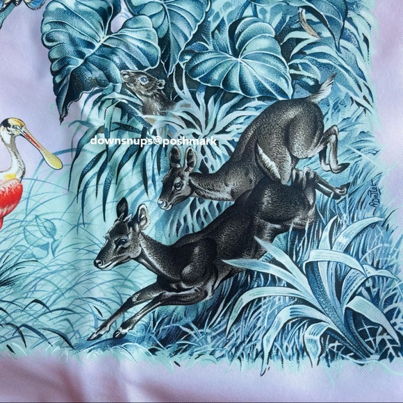 Hermès Equateur Washed Silk Scarf 90 - Picture 3 of 15